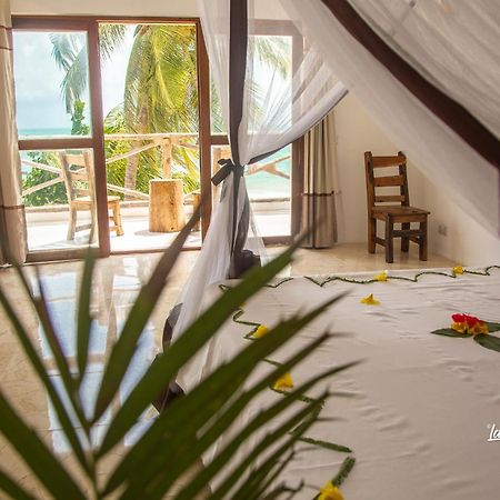 Uroa Zanzibar Vera Beach Hotel By Moonshine Dikoni Bagian luar foto