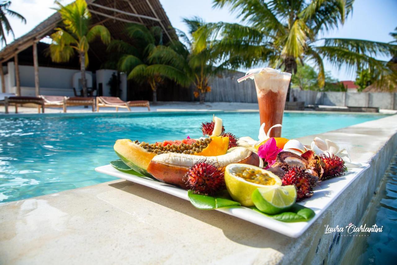 Uroa Zanzibar Vera Beach Hotel By Moonshine Dikoni Bagian luar foto