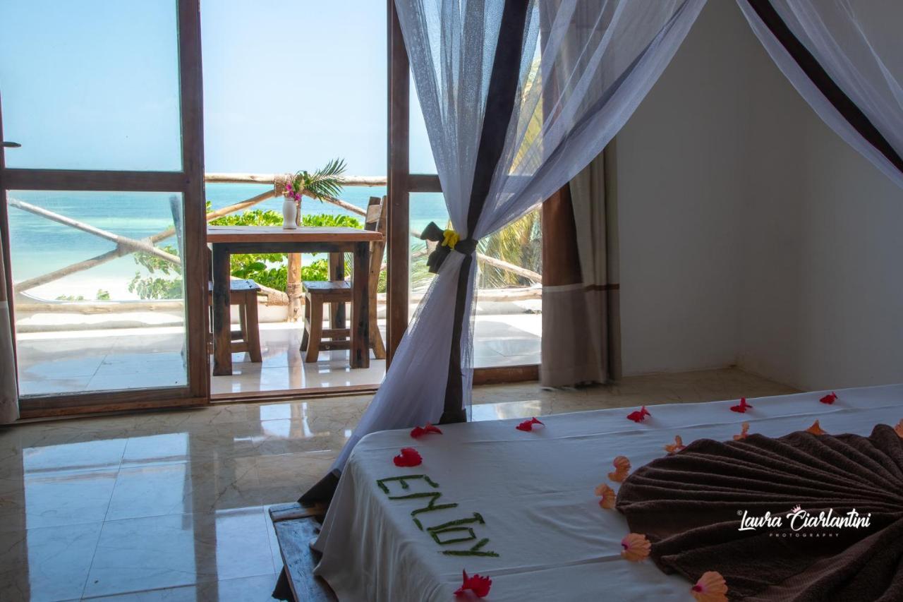 Uroa Zanzibar Vera Beach Hotel By Moonshine Dikoni Bagian luar foto