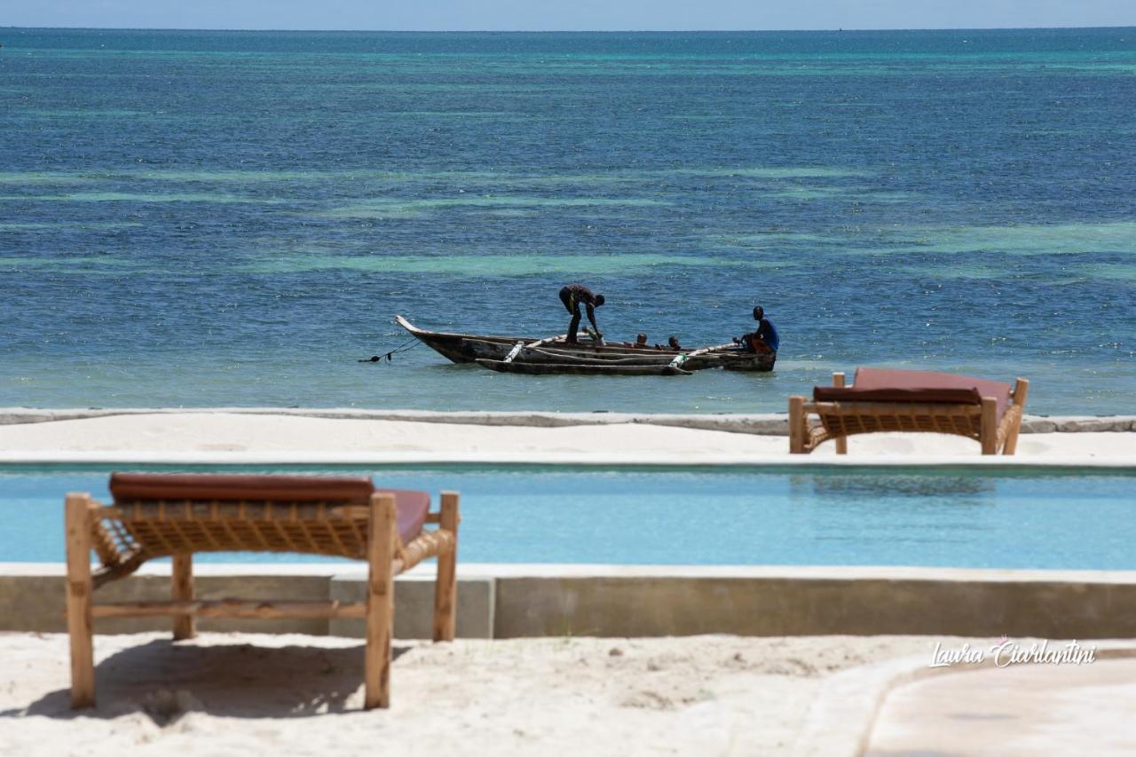 Uroa Zanzibar Vera Beach Hotel By Moonshine Dikoni Bagian luar foto