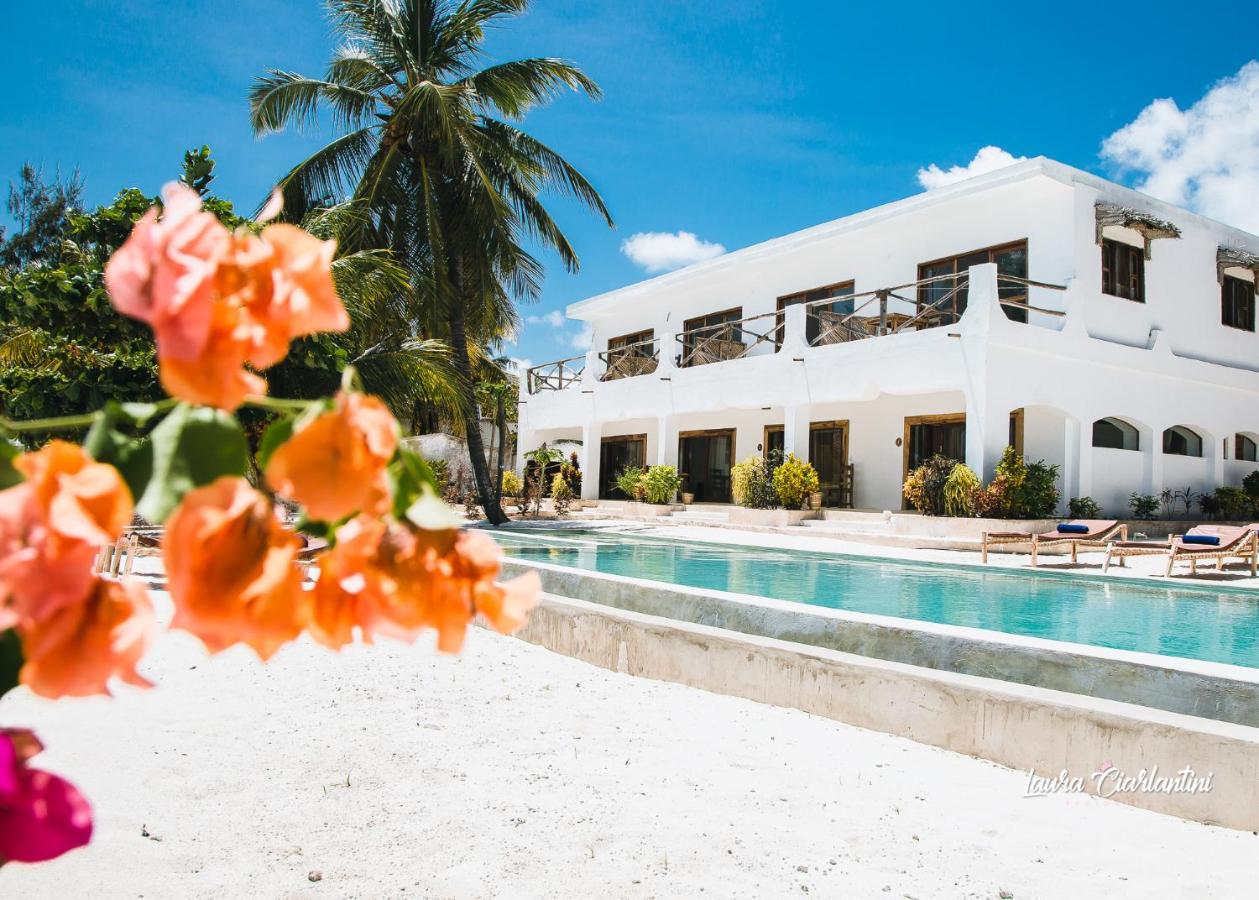 Uroa Zanzibar Vera Beach Hotel By Moonshine Dikoni Bagian luar foto