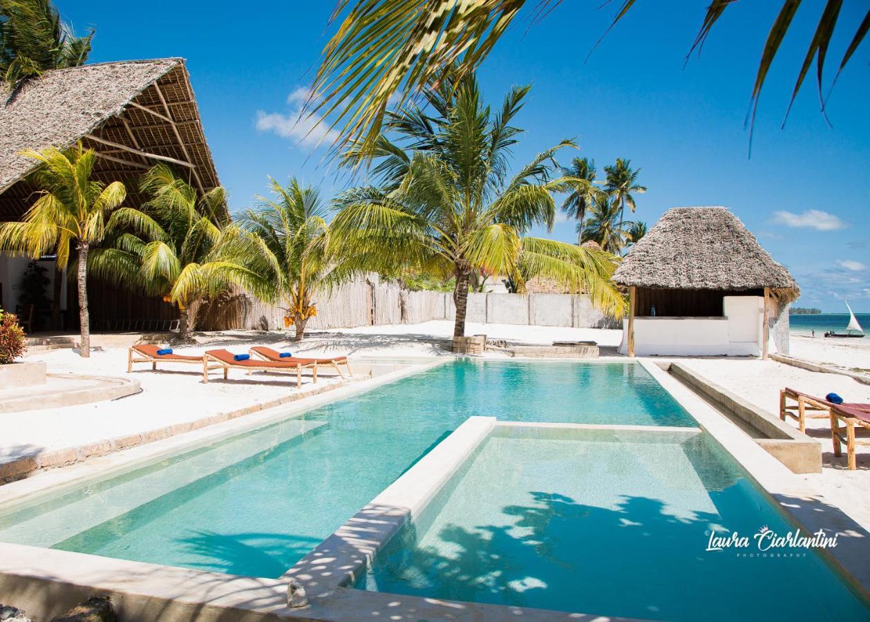Uroa Zanzibar Vera Beach Hotel By Moonshine Dikoni Bagian luar foto