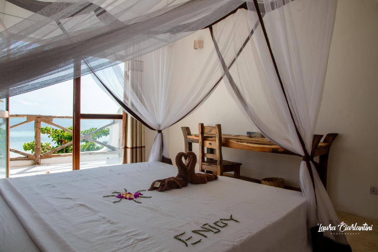 Uroa Zanzibar Vera Beach Hotel By Moonshine Dikoni Bagian luar foto