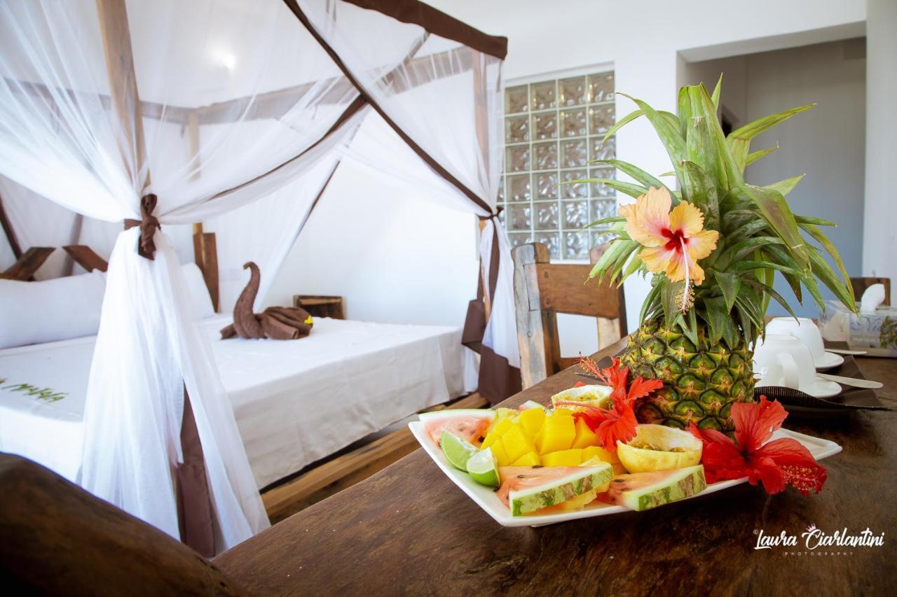 Uroa Zanzibar Vera Beach Hotel By Moonshine Dikoni Bagian luar foto
