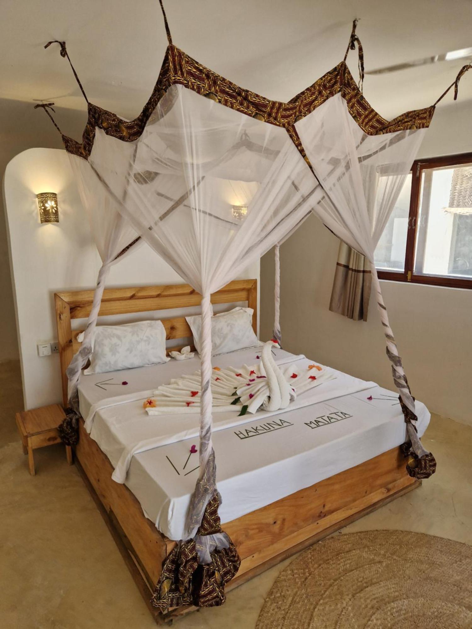 Uroa Zanzibar Vera Beach Hotel By Moonshine Dikoni Ruang foto